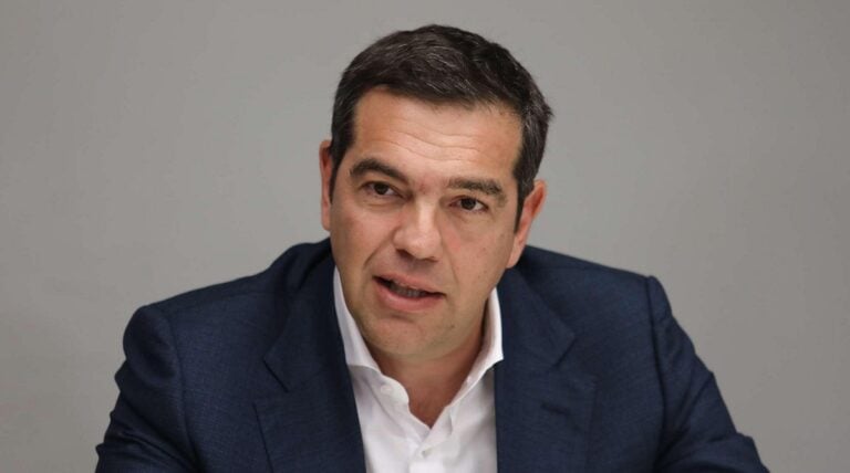 Τσίπρας: «Ξεμπερδεύουμε με τους χρυσαυγίτες, όχι όμως με το χρυσαυγιτισμό»
