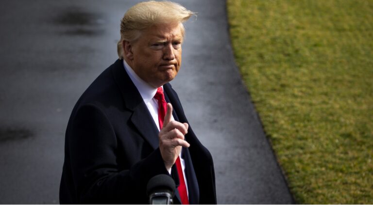 Η πρώτη δήλωση Τραμπ μετά την ήττα του: «Τίποτα δεν έχει τελειώσει»