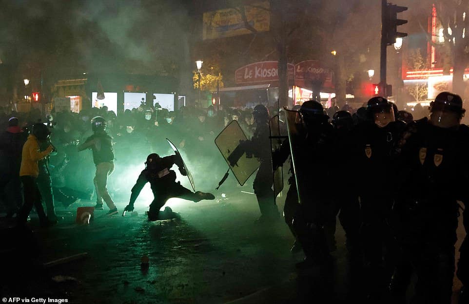 36209016 8996437 pictured french riot police clash with protesters demonstrating a 39 1606598227993