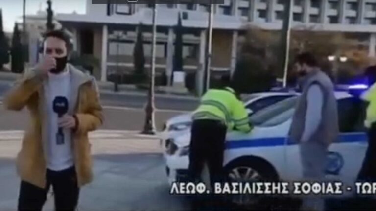 Ελληνίδα μάνα έστειλε SMS για παροχή βοήθειας για να πάει να μαγειρέψει στον γιο της