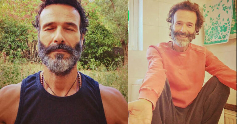 Θανάσης Ευθυμιάδης: Μας δείχνει τη στάση που παίρνει όταν πηγαίνει τουαλέτα