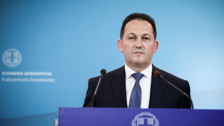 Πέτσας: «Σε ολικό lockdown Θεσσαλονίκη και Σέρρες από αύριο»