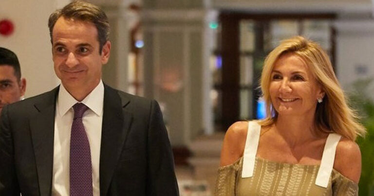 Στις 28/12 εμβολιάζονται ο Μητσοτάκης και η Μαρέβα ζωντανά στην τηλεόραση