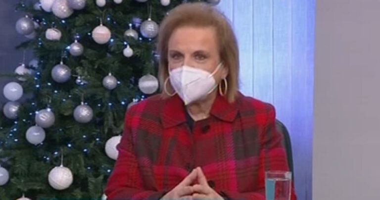Παγώνη για ρεβεγιόν: «Ντυθείτε ωραία στο σπίτι, βάλτε μουσική και στείλτε ευχές μέσω Skype»