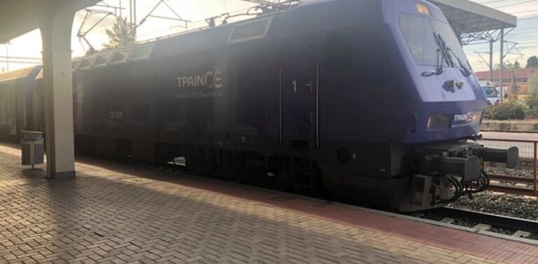 Λάρισα: 18χρονη πήδηξε από βαγόνι τρένου σε άλλο βαγόνι και την χτύπησε ρεύμα 25.000 βολτ