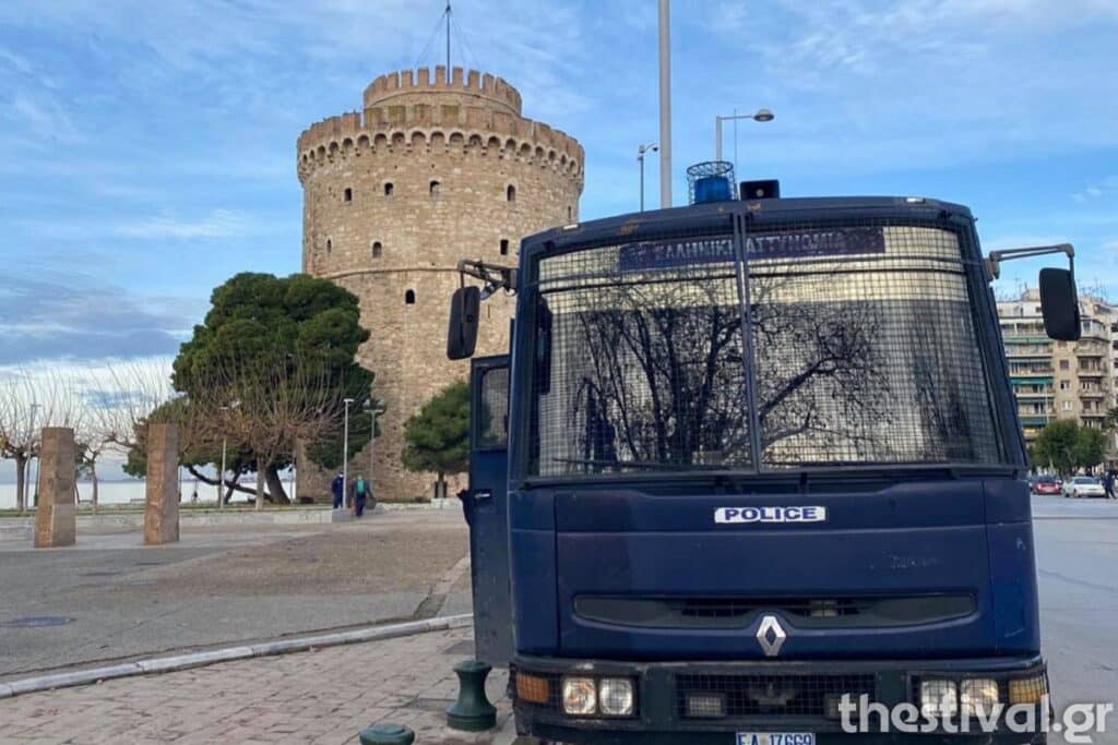 Θεσσαλονίκη: Επί ποδός η ΕΛΑΣ για να αποτρέψει ρίψη του Σταυρού στον Θερμαϊκό Κόλπο 1 elas 1024x683 1