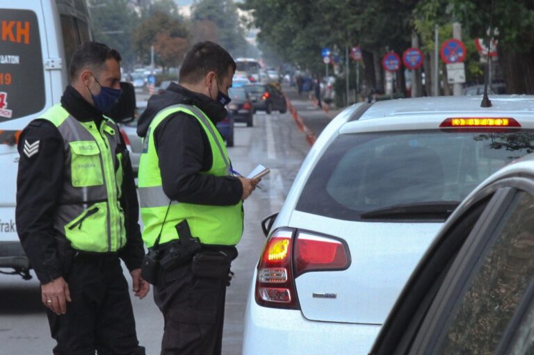 Θεσσαλονίκη: Πρόστιμο για παράνομη μετακίνηση σε γιατρό που πήγαινε στην εφημερία