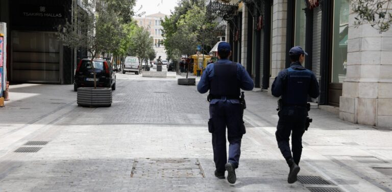 Aντίζηλες λεσβίες οι ανήλικες στον ξυλοδαρμό της Ερμού