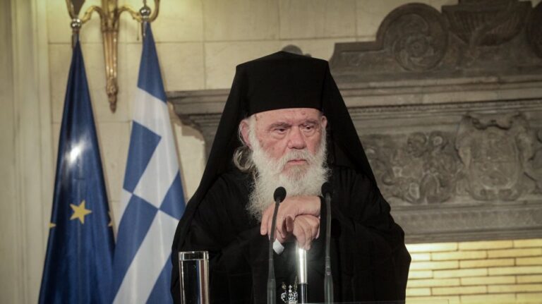 Ορκωμοσία νέων υπουργών: Δεν θα παρίσταται ο Ιερώνυμος