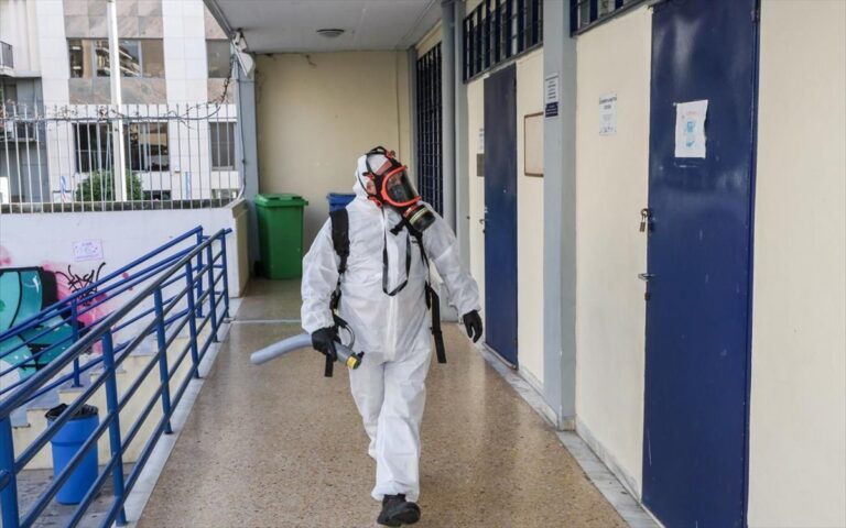 Παραμένουν κλειστά φροντιστήρια, κέντρα ξένων γλωσσών και Πανεπιστήμια