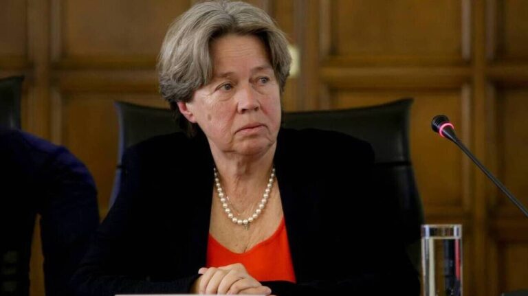 Λινού: «Ο εμβολιασμός για τον κορονοϊό θα διαρκέσει 2 με 3 χρόνια»