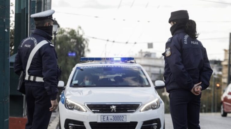Πάει για Φλεβάρη η άρση του lockdown: Δεν ανοίγουν τα καταστήματα