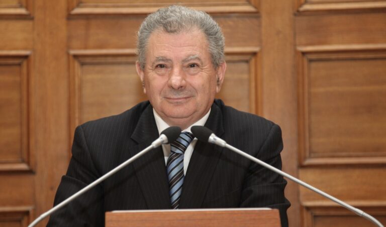 Αγνοείται ο πρώην υπουργός Σήφης Βαλυράκης στη θαλάσσια περιοχή της Εύβοιας