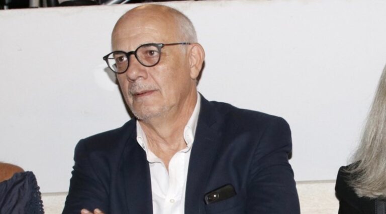 Νέα απάντηση Κιμούλη για Ζέτα Δούκα: «Δεν ήταν και κοριτσάκι, έλα σε παρακαλώ…»