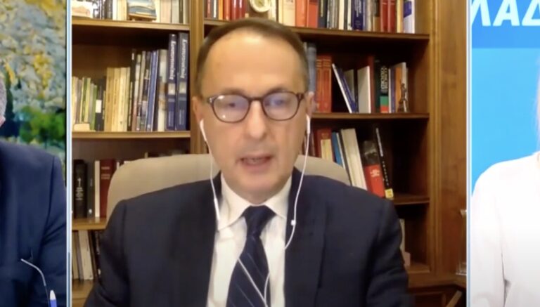 Σύψας: «Εξετάζεται απαγόρευση κυκλοφορίας από τις 18.00»