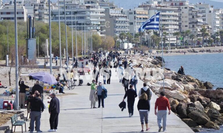 Lockdown: Μετακίνηση… πάμε παραλία – Χαμός στο Φλοίσβο