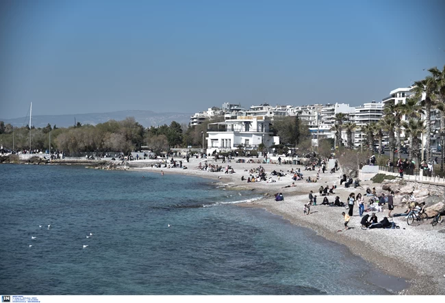 Οι Αθηναίοι έστειλαν μήνυμα «Πάμε στο Φάληρο»: Όλοι στην παραλία παρά την παράταση του lockdown 2 Φάληρο 3