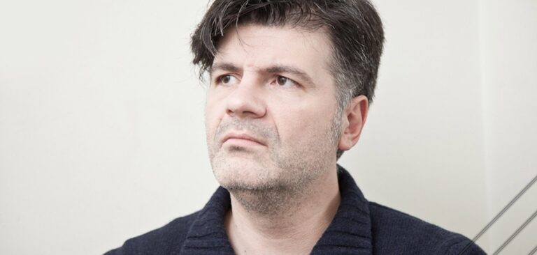 Δεληβοριάς για Κούγια-Λιγνάδη: «Mπερδεύουν την ομοφυλοφιλία με την παιδεραστία»