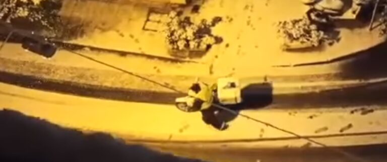 H οδύσσεια ενός ντελιβέρα να πάει μία παραγγελία μέσα στο χιόνι