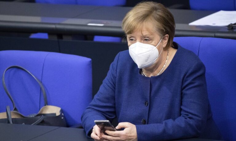 Μέρκελ: «Οι ηγέτες της ΕΕ συμφώνησαν για πιστοποιητικά εμβολιασμού»