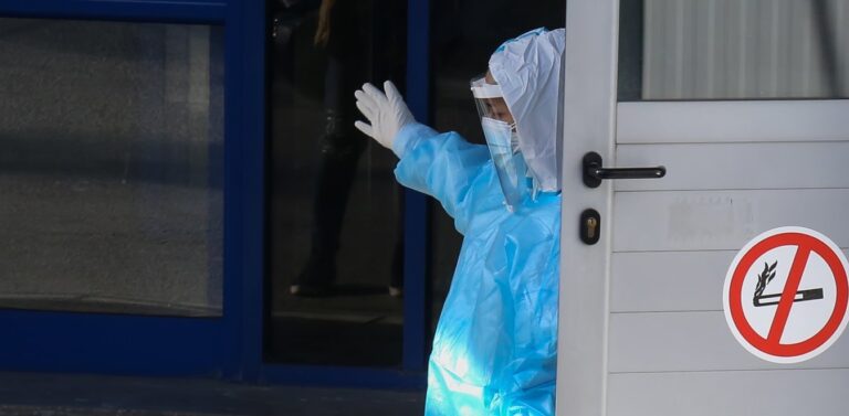 Κέρκυρα: Παρέλυσε νοσηλεύτρια ύστερα από τον δεύτερο εμβολιασμό με το εμβόλιο