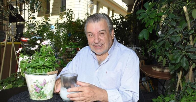 Στήριξη του Τάσου Χαλκιά στον Φιλιππίδη: «Να σταματήσει η ανθρωποφαγία και το κουτσομπολιό»