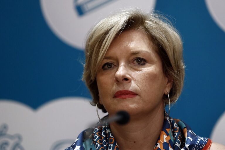 Γκάγκα: «Στα νοσοκομεία 20αρηδες και ολόκληρες οικογένειες – Οι μεταλλάξεις είναι πολύ μεταδοτικές»