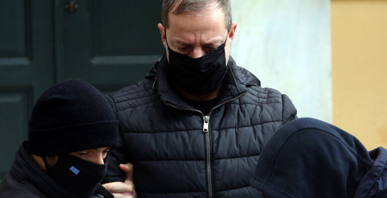 Πιθανή έρευνα για πορνογραφία ανηλίκων στην υπόθεση Λιγνάδη