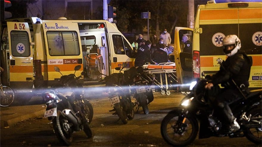 Νέα Σμύρνη -Τα πρώτα λόγια του τραυματία αστυνομικού: «Είμαι καλά, θα αντέξω» 5 astynomikostraumatias__5_