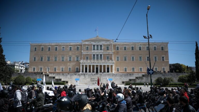 Απίστευτο – Οργανώνουν συγκέντρωση ενάντια στον εορτασμό των 200 χρόνων