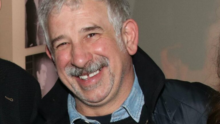 Της έταξε ρόλο, έκαναν σeξ για ένα μήνα και έγινε… λούης – Το «διαβολικό» σχέδιο Φιλιππίδη με την ταξιθέτρια