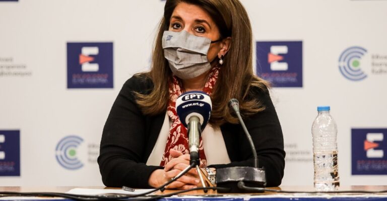 Παραδοχή Παπαευαγγέλλου: «Υπάρχουν θάνατοι εκτός ΜΕΘ, αλλά είναι μικρό ποσοστό περίπου 20%»