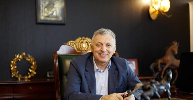 Πέθανε ο Μπόρις Μουζενίδης – Ο άνθρωπος που εκτόξευσε τον ελληνικό τουρισμό