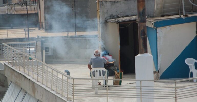 Lockdown: Ξεχάστε το Πάσχα στο χωριό – Τα σενάρια για την απελευθέρωση των μετακινήσεων εκτός νομού