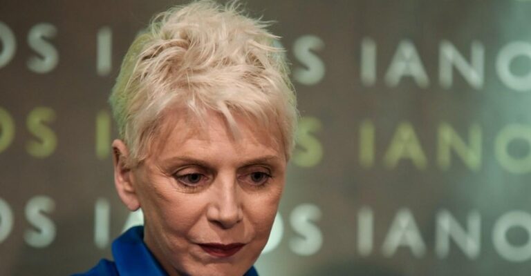 Έλενα Ακρίτα: Το Facebook έκλεισε το προφίλ της για 30 μέρες – Το σχόλιο που έφερε την τιμωρία