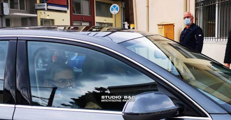 Στο Νοσοκομείο Ναυπλίου ο τέως βασιλιάς Κωνσταντίνος