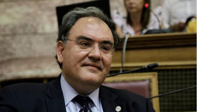 Δημοσθένης Σαρηγιάννης: Πρόταση για lockdown ενός μήνα