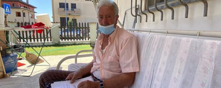 Ιταλία: 83χρονος πλήρωσε πρόστιμο γιατί ο κόκορας του λαλούσε στις 4.30 το πρωί