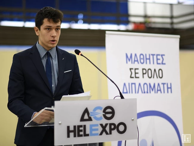 Κωνσταντίνος Μαρκόπουλος: Ο Έλληνας μαθητής που έγινε δεκτός στο Yale με υποτροφία 97% 1 Κωνσταντίνος Μαρκόπουλος: Ο Έλληνας μαθητής που έγινε δεκτός στο Yale με υποτροφία 97%