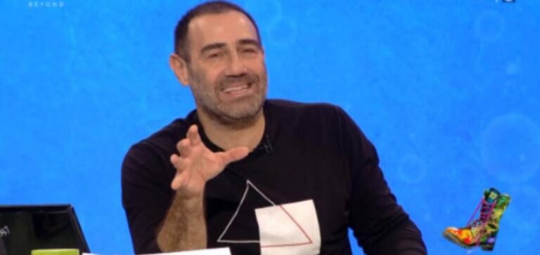 Αντώνης Κανάκης για Δένδια: «Δε νιώθω καλά – Θα πω καλή κουβέντα για πολιτικό»