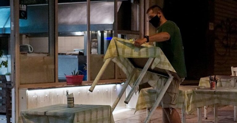 Self test: 500 ευρώ πρόστιμο ανά εργαζόμενο στους εργοδότες αν δεν έχει δηλωθεί το αποτέλεσμα του τεστ