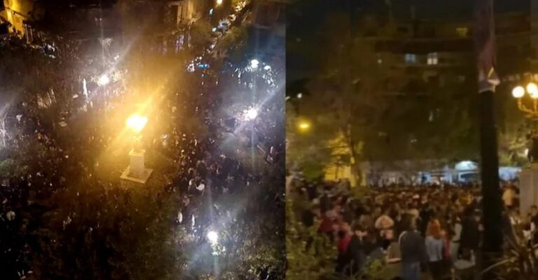 «Βούλιαξαν» ξανά οι πλατείες! Ο κόσμος αγνοεί αστυνομικούς και «ρουφιάνους»