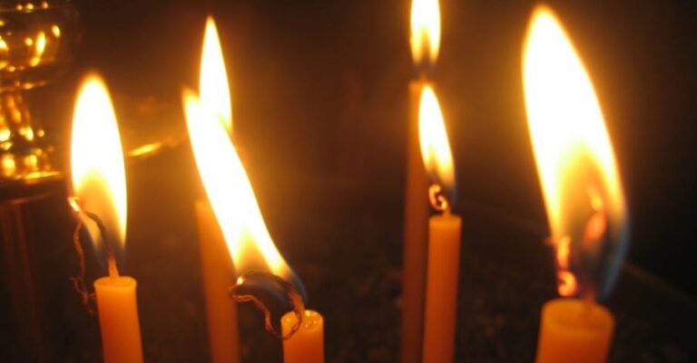 Θεολογικό σφάλμα η αλλαγή του χρόνου τελέσεως της Ακολουθίας της Αναστάσεως