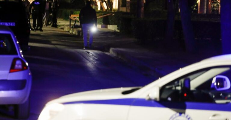 Καταγγελία: Ασφαλίτες έσπασαν το χέρι 13χρονου μαθητή στη Λάρισα