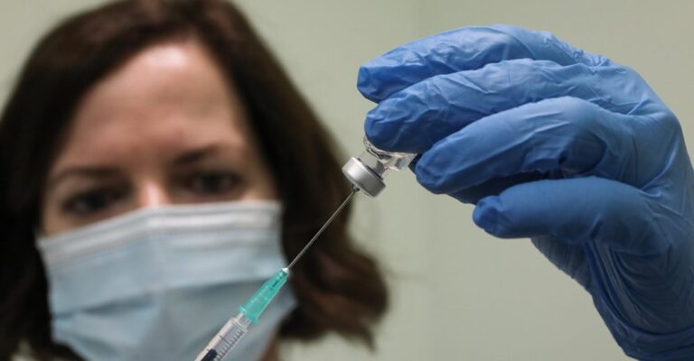 60χρονος στην Πάτρα νοσηλεύεται διασωληνωμένος με πνευμονική εμβολή μετά το εμβόλιο της Astrazeneca