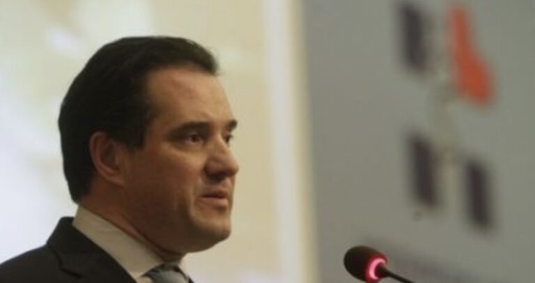 Έξι μήνες στη λίστα του ΚΑΤ – Η Ελένη Τ. απαντά στον Άδωνι Γεωργιάδη