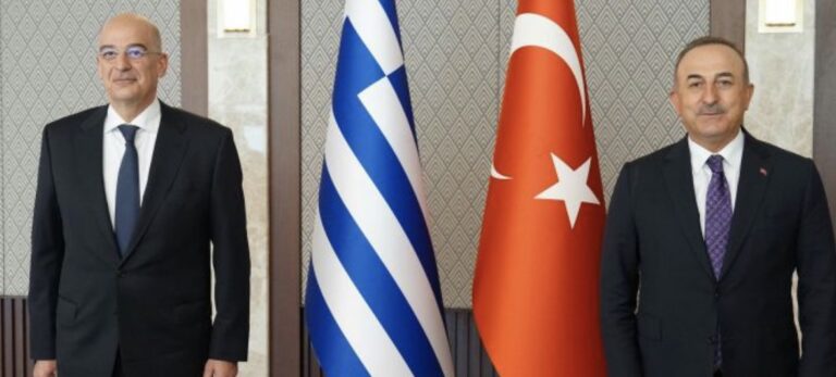 Ένταση στην κοινή συνέντευξη τύπου Δένδια – Τσαβούσογλου