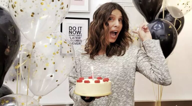 Πόπη Τσαπανίδου: Έκλεισε τα 54 και το διασκεδάζει – «Μπράβο σου καλά τα κατάφερες»