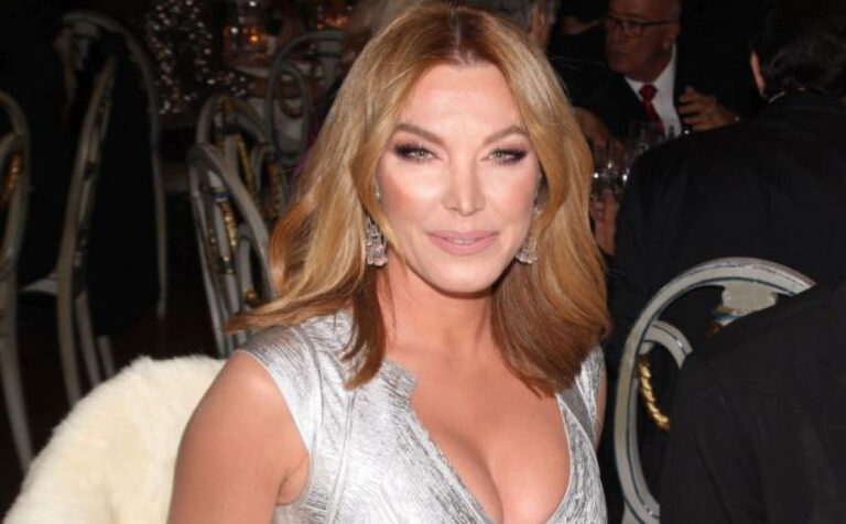 Απογοητεύτηκε η Στεφανίδου: Έκλεισε ραντεβού για το εμβόλιο – Ήθελε Pfizer αλλά δεν της έτυχε