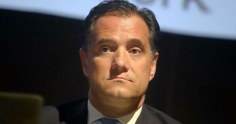 Άδωνις: «Tα SMS μπορεί να μείνουν, αλλά όχι για τους τουρίστες»